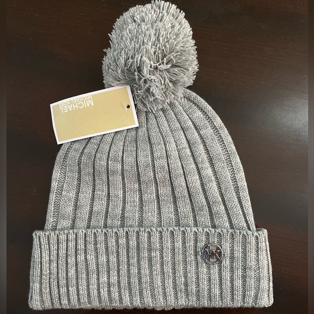 NWT Michael Kors Light Gray Beanie